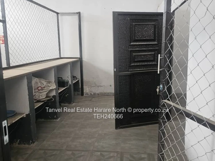 Msasa Industrial  Bay for letting.2500usd, Along Martin drive.350sqm.Also suitable for a Warehouse