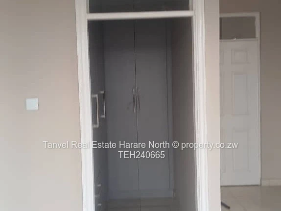 *Borrowdale Nyeredzi Ridge Hse for Sale Mordern  Double Storey Mansion