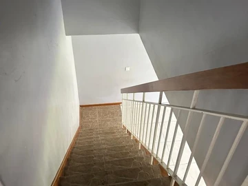 3 Bedroom Flat & Apartment