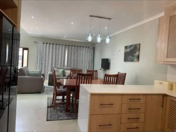 3 Bedroom Flat & Apartment