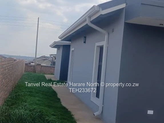 Pomona Nyeredzi Ridge .250k. House for Sale –   *Land Size: 600sqm | Ready for Title Deeds   