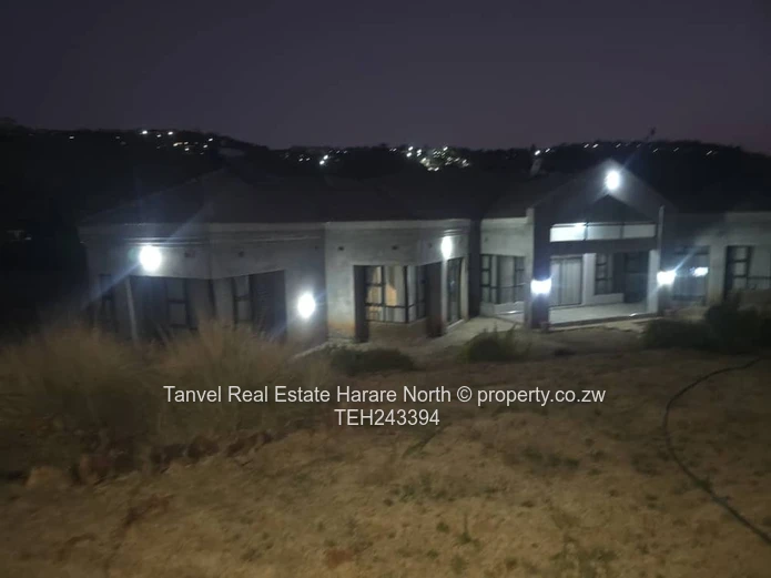 CARRICK CREAGH HOUSE FOR SALE.  6 beds 2 with ensuites  Spacious fitted kitchen  3 lounges  Dining  