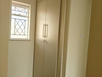 3 Bedroom Flat & Apartment
