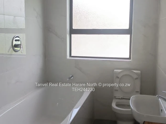 Strathaven:Available for Letting is a modern  3 bedroomed cluster home with Mes, open plan kitchen, 