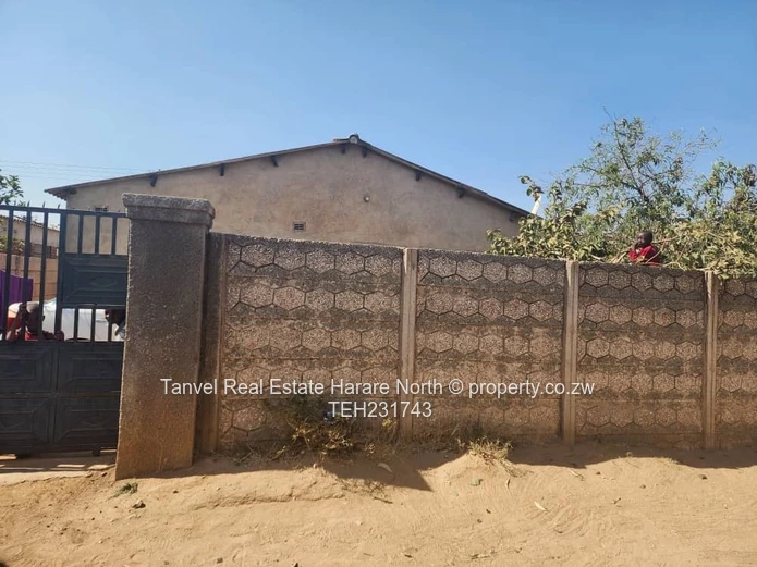 Budiriro 5B $35k. 7 roomed house on 325sqm. Cession. Walled and gated