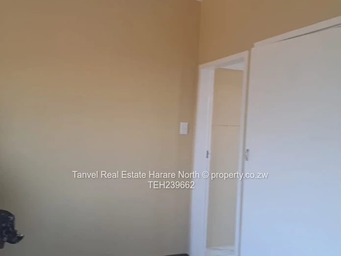 Flat.... For Sale  Bachelor Flat Off Tongogara Avenue  Around The Avenues Clinic,  Travel.Plaza