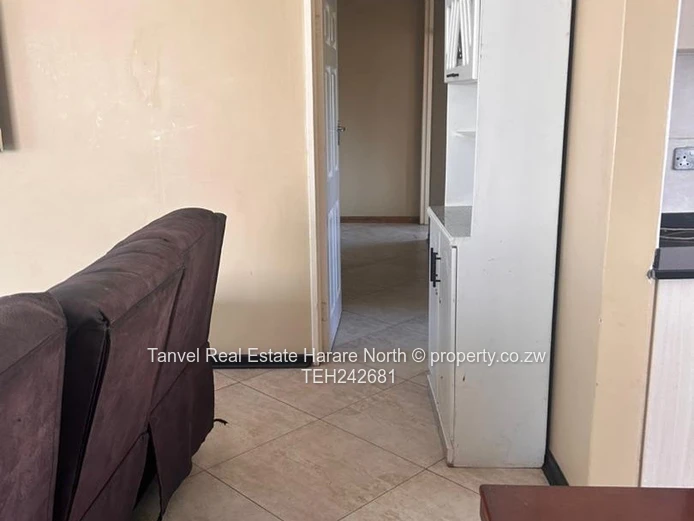 Modern waterfalls FB garden flat   main ensuite, fitted kitchen.Deeds