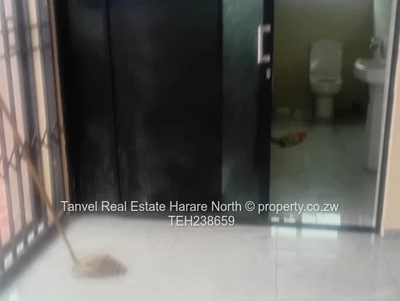 *Glaudina $65k neg  - Neat 4 beds house main bed with ensuite (tub and shower),guest bath and toilet