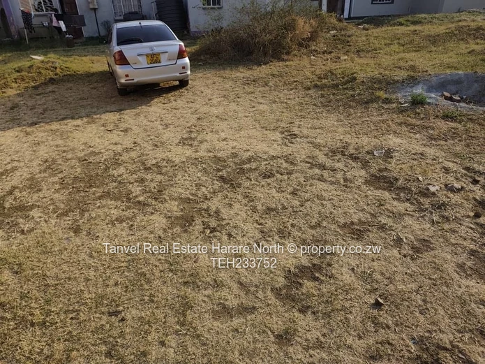 PAMVURA SUNSET STAND FOR SALE. A 400sqm stand in Bluff Hill , Harare West.Developer cession. 