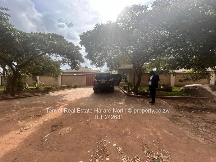 Modern waterfalls FB garden flat   main ensuite, fitted kitchen.Deeds