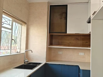 3 Bedroom Flat & Apartment