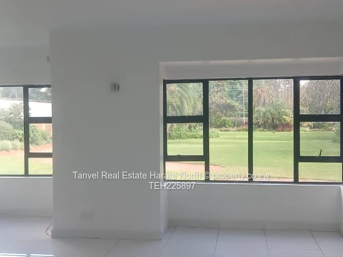 Massive and recently renovated Mansion in Old Mount Pleasant with 5 beds, Very modern kitchen,lounge